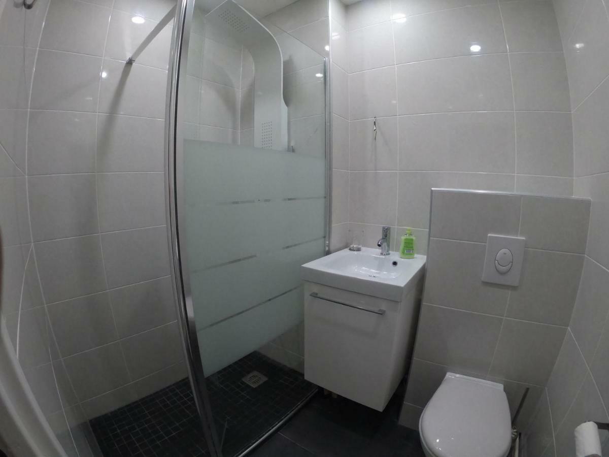Cozy Appartement Gare Pompidou Metz Exteriör bild